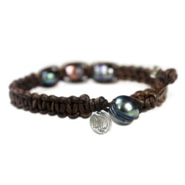Armband Classic B9 – Zwarte Parel – Sterling Zilver – vintage bruin leder macrame