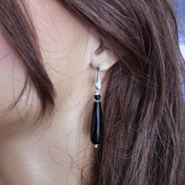 Oorbellen Classic – Zwarte facet Agaat – Sterling Zilver