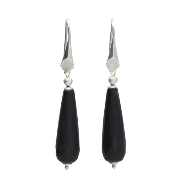 Oorbellen Classic – Zwart facet geslepen geborsteld Agaat – geborsteld Sterling Zilver