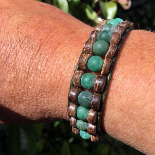 Armband Bohemian B8 – mat Afrikaanse Jade – kokos – groen vintage leer